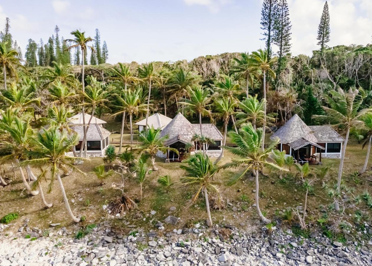 Hotel Nengone Village Mare Extérieur photo