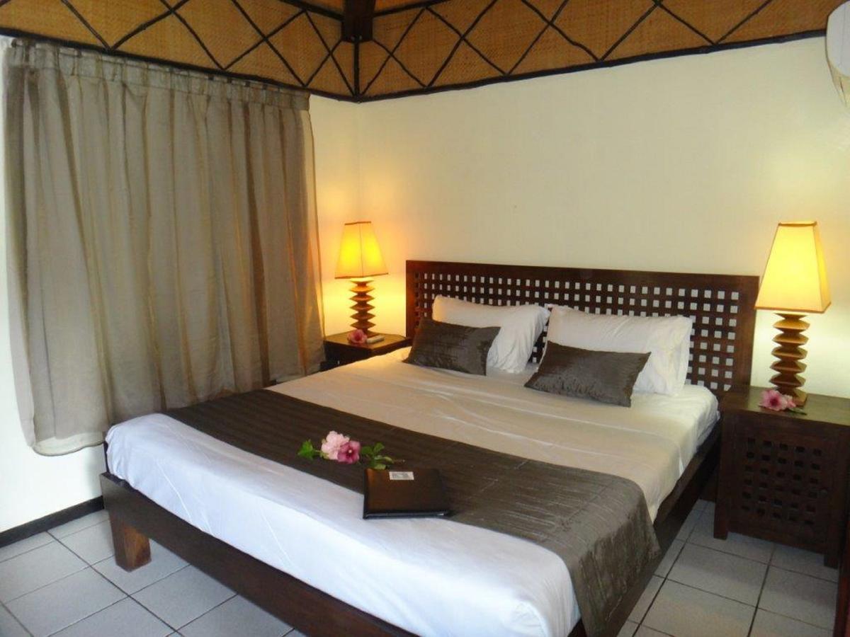 Hotel Nengone Village Mare Extérieur photo